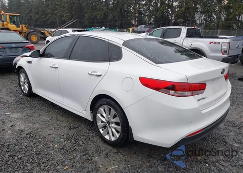 2018 Kia Optima Lx z USA, uszkodzony, nr VIN 5XXGT4L34JG255737